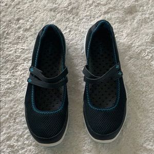 L.L. Bean Womens Sport Sneakers, Mary Jane